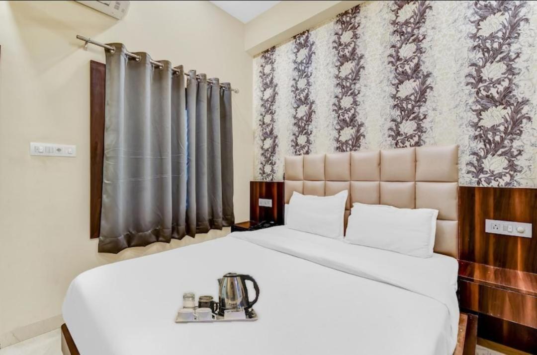 Hotel Dosa Plaza Udaipur Exterior photo